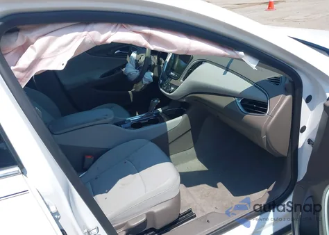 2020 Chevrolet Malibu Fwd 1Fl из США, поврежденный, VIN 1G1ZC5ST8LF082279